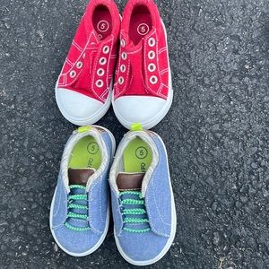 2 pairs - Cat & Jack size 5.  Like new!